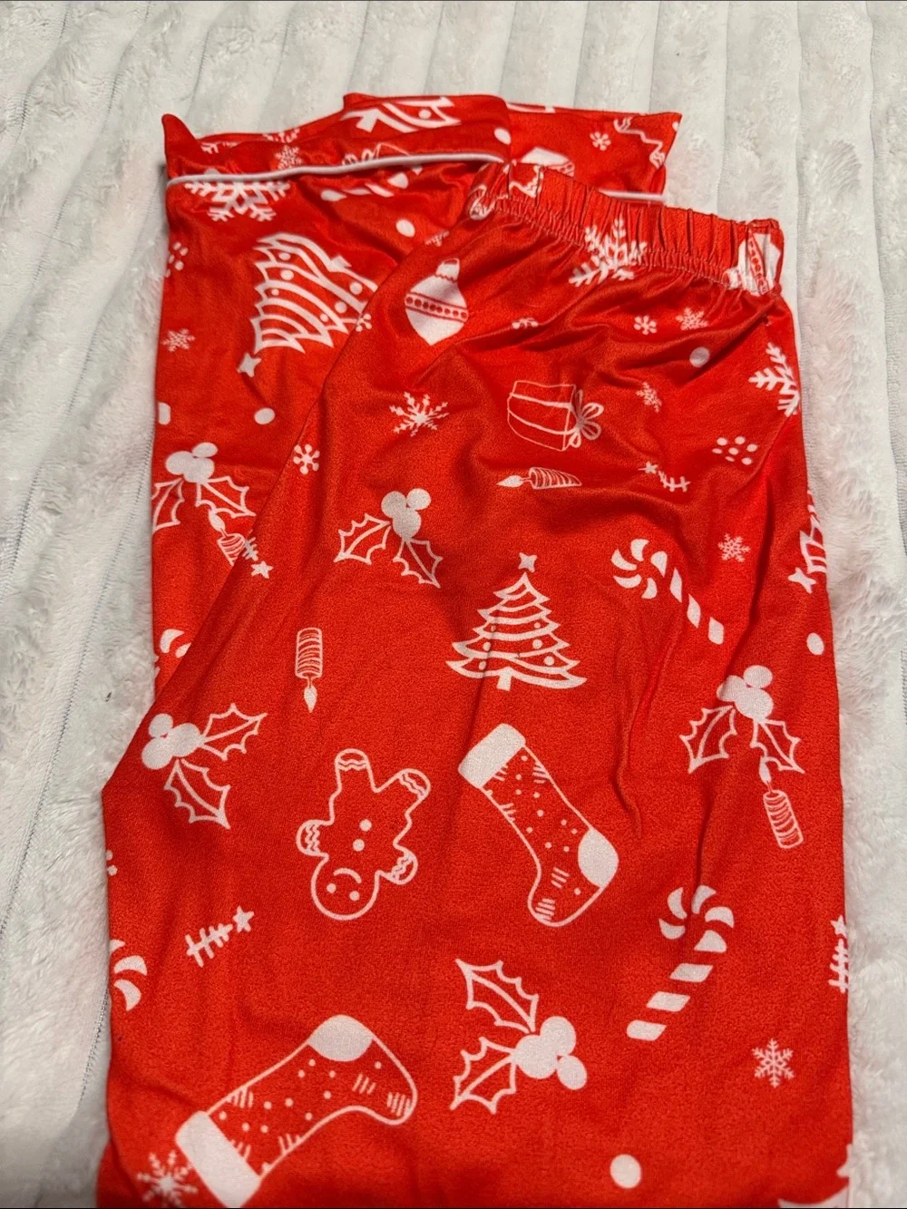 Red Kids unisex Holiday Pajama Set - Festive Christmas Print